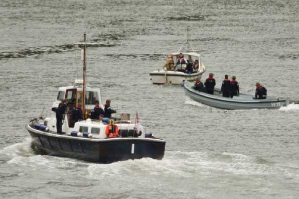 19 February 2020 - 11-02-24 
The little white cabin cruiser was trying to s=escape the picket boat which soon let its whaler sidekick loose. The 'villain' was soon tied alongside.
#DartmouthNavyPicketBoats #NavyLeadershipTraining
